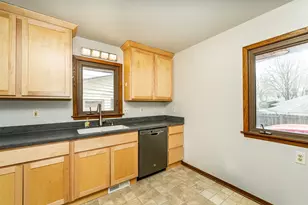 2724 12th Ave NW, Rochester, MN 55901 - Photo 17