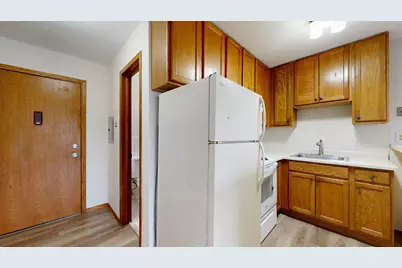 2216 Pleasant Avenue #205, Minneapolis, MN 55404 - Photo 5