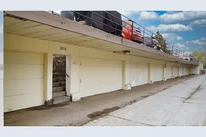 2216 Pleasant Avenue #202, Minneapolis, MN 55404 - Photo 9