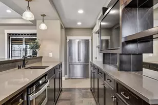 696 Woodland Hill Ct, Medina, MN 55340 - Photo 39