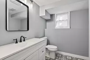 11860 Sunnybrook Rd, Eden Prairie, MN 55347 - Photo 23