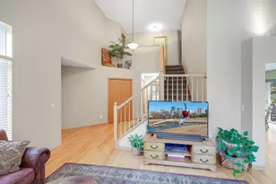 8301 Narcissus St, Victoria, MN 55386 - Photo 9