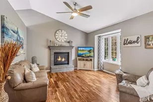 8852 Rainier Dr, Woodbury, MN 55125 - Photo 5
