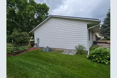 9966 108th Avenue N, Maple Grove, MN 55369 - Photo 3