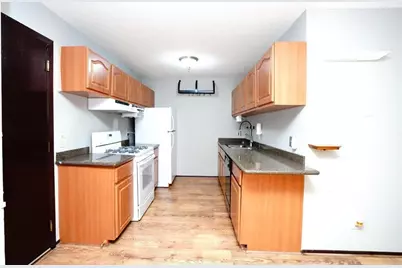 1601 N Innsbruck Dr #319, Fridley, MN 55432 - Photo 9