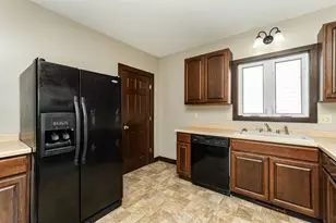 111 6th St NW, Rochester, MN 55901 - Photo 11