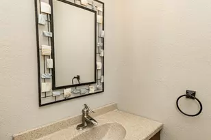 111 6th St NW, Rochester, MN 55901 - Photo 21