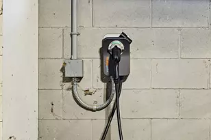 217 Hanley Rd, Golden Valley, MN 55426 - Photo 69