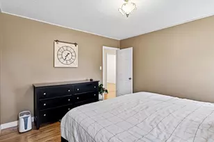 217 Hanley Rd, Golden Valley, MN 55426 - Photo 47