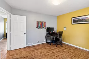 217 Hanley Rd, Golden Valley, MN 55426 - Photo 49