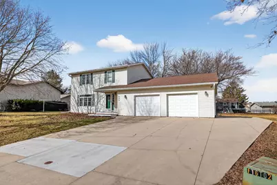 605 10th Avenue NW, Dodge Center, MN 55927 - Photo 3