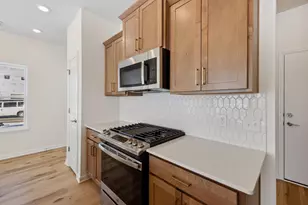 10336 Birchwood Cir, Victoria, MN 55318 - Photo 9