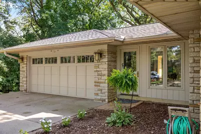 15 Saint Albans Road E, Hopkins, MN 55305 - Photo 5