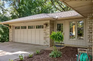 15 St Albans Rd E, Hopkins, MN 55305 - Photo 5