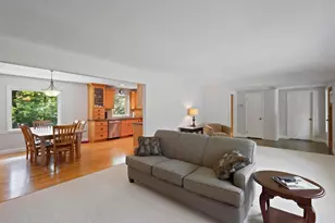 15 St Albans Rd E, Hopkins, MN 55305 - Photo 9