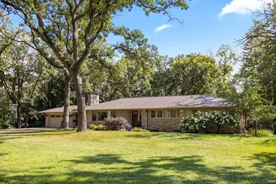 15 Saint Albans Road E, Hopkins, MN 55305 - Photo 3