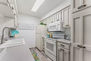 334 Lakeview Ave, Long Lake, MN 55356 - Photo 7