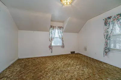 2697 Stillwater Road E, Maplewood, MN 55119 - Photo 15