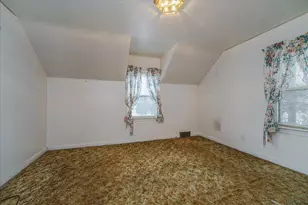 2697 Stillwater Rd E, Maplewood, MN 55119 - Photo 15