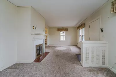 2697 Stillwater Road E, Maplewood, MN 55119 - Photo 7