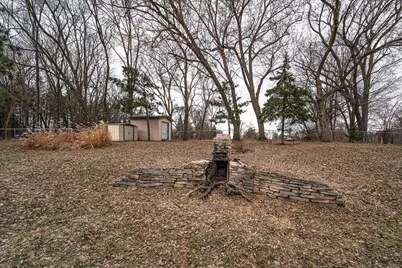 2697 Stillwater Road E, Maplewood, MN 55119 - Photo 35