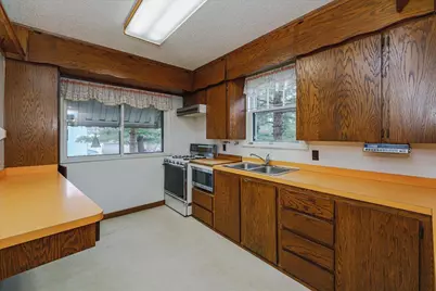 2697 Stillwater Road E, Maplewood, MN 55119 - Photo 9