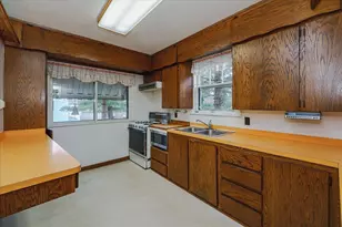 2697 Stillwater Rd E, Maplewood, MN 55119 - Photo 9