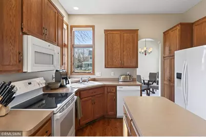 12677 Stoney Way, Eden Prairie, MN 55347 - Photo 15