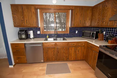 4004 Brookdale Circle N, Brooklyn Park, MN 55443 - Photo 7