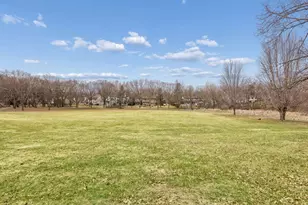 9895 31st Ave N, Plymouth, MN 55441 - Photo 23