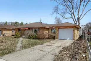 5932 Hampshire Ave N, Crystal, MN 55428 - Photo 3
