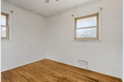 5932 Hampshire Avenue N, Crystal, MN 55428 - Photo 17