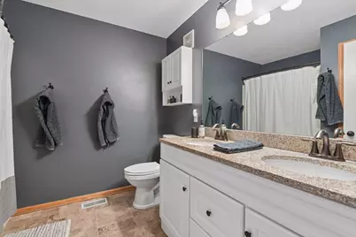 1776 Riverside Drive, Shakopee, MN 55379 - Photo 13