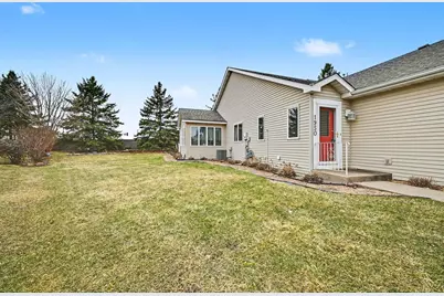 1950 Westridge Circle, Stillwater, MN 55082 - Photo 3