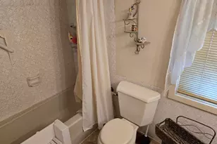 1873 Kohlman Ave, Maplewood, MN 55109 - Photo 33