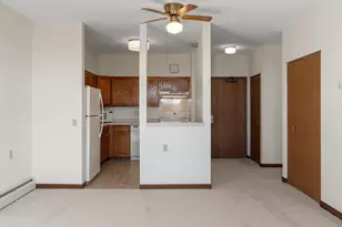 7600 Golden Valley Rd, Golden Valley, MN 55427 - Photo 7