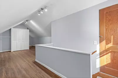 21 7th Avenue N, Hopkins, MN 55343 - Photo 17