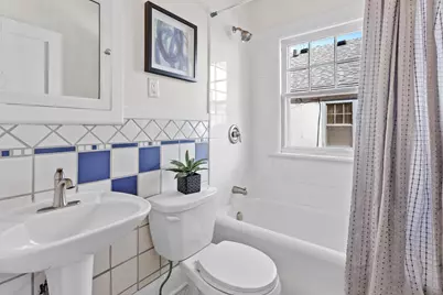 620 Upton Avenue S, Minneapolis, MN 55405 - Photo 9