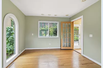 233 Groveland Avenue, Minneapolis, MN 55403 - Photo 15