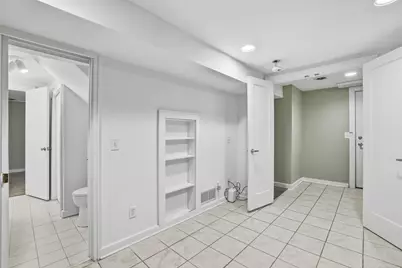 233 Groveland Avenue, Minneapolis, MN 55403 - Photo 21