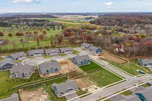 1421 Anchor Ave, River Falls, WI 54022 - Photo 37