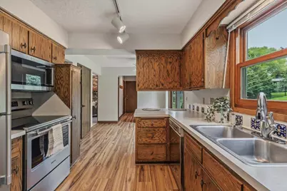175 W Kraft Road, West Saint Paul, MN 55118 - Photo 9