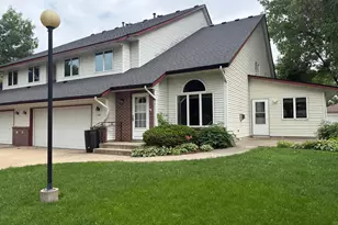 715 1st St SE, New Prague, MN 56071 - Photo 1