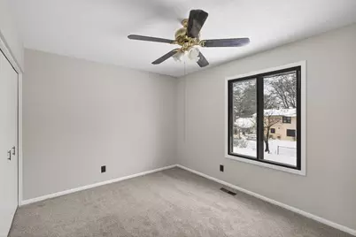 7062 Sherwood Road, Woodbury, MN 55125 - Photo 17