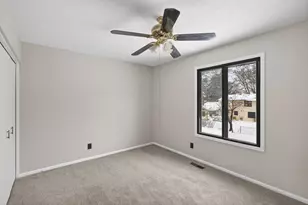 7062 Sherwood Rd, Woodbury, MN 55125 - Photo 17