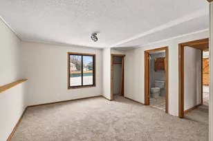 7062 Sherwood Rd, Woodbury, MN 55125 - Photo 25