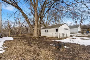 1195 Colette Pl, Saint Paul, MN 55116 - Photo 25