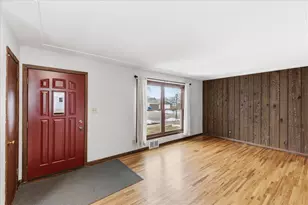 1195 Colette Pl, Saint Paul, MN 55116 - Photo 5