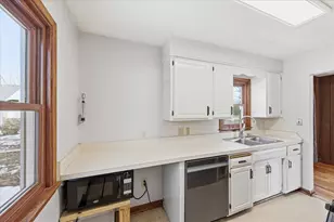 1195 Colette Pl, Saint Paul, MN 55116 - Photo 17