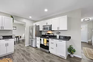 9911 Johnson Cir, Bloomington, MN 55437 - Photo 15